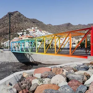  Hébergement de vacances Casa Tia Julia, Vivienda Independiente 4 Pax En Playa Teresitas